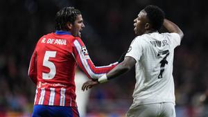 Rodrigo de Paul y Vinicius.