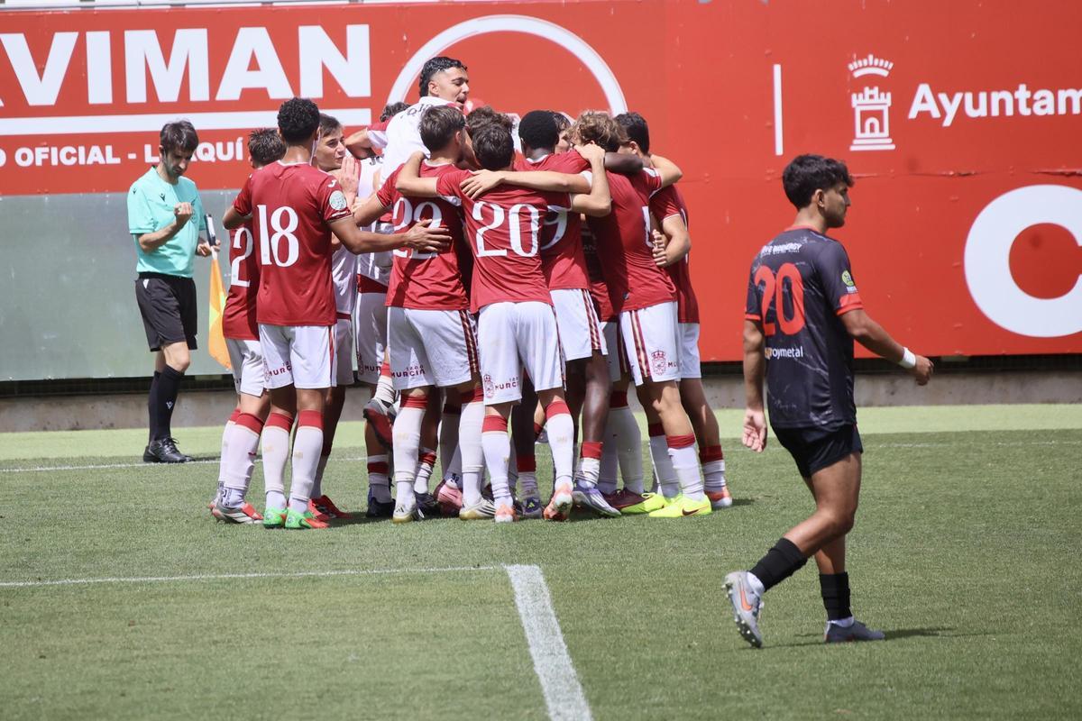 Las mejores imágenes del partido entre el Real Murcia Imperial y el Olímpico de Totana