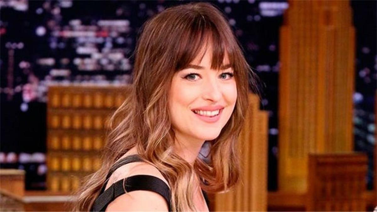 "¿Estoy embarazada?", la divertida conversación entre Dakota Johnson y Ellen DeGeneres