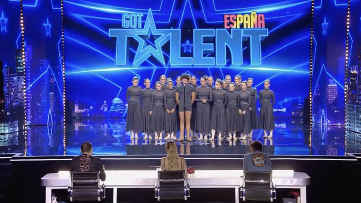 El grupo de Danza Teresa Tessier, en el escenario de Got Talent.