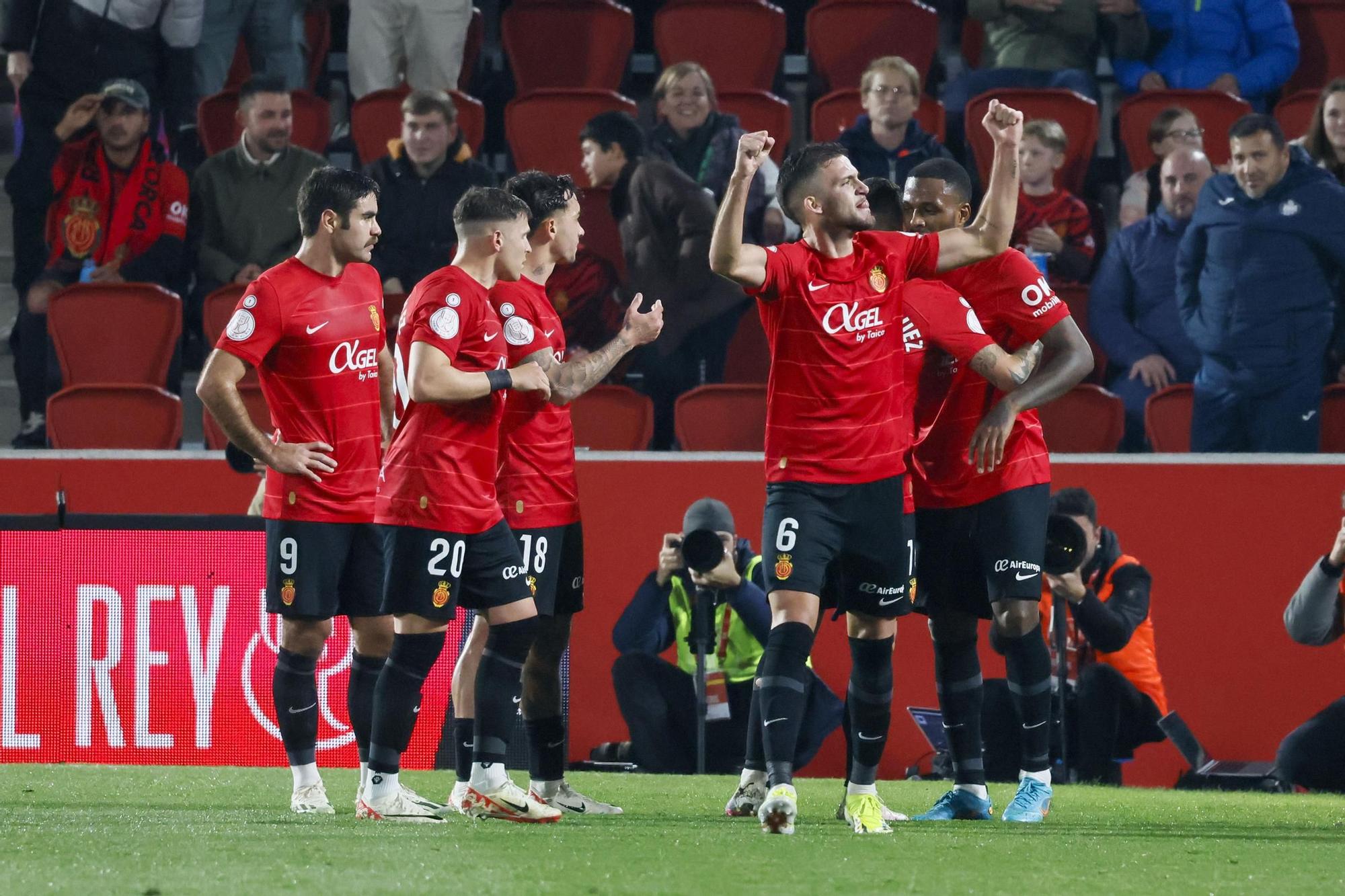 RCD Mallorca-Girona: Las mejores fotos de la victoria del Mallorca en la eliminatoria de Copa del Rey