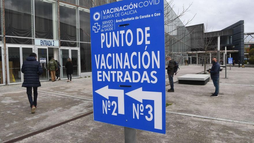 Vacunódromo instalado en ExpoCoruña. |  Carlos Pardellas