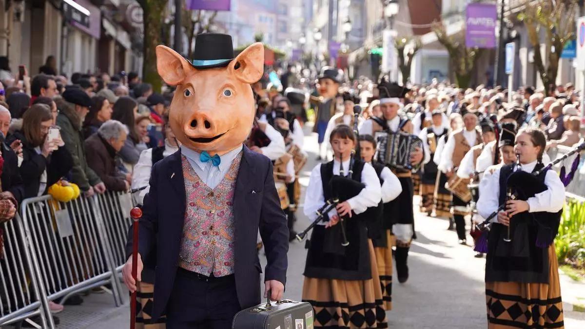 Foto de archivo de Don Cocho durante un desfile de la Feira do Cocido de Lalín