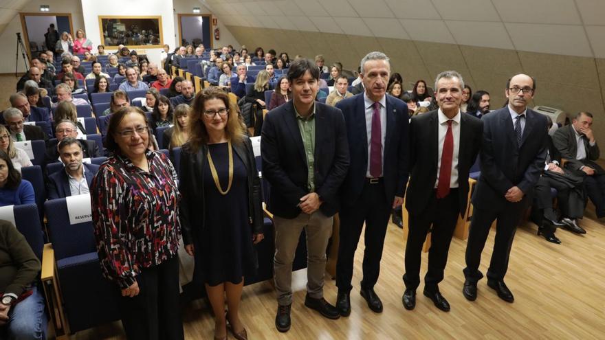 La UNED cumple 50 años y abre el curso en Gijón con vocación de &quot;superar limitaciones&quot;