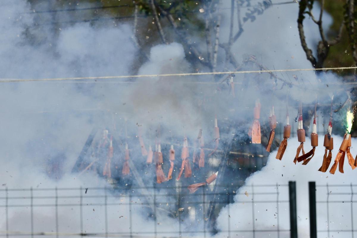 Las imágenes de la mascletà de Hermanos Ferrández en la Magdalena 2026