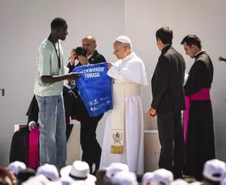 El Papa recorda que "tots som emigrants" en el seu adeu d’Espanya