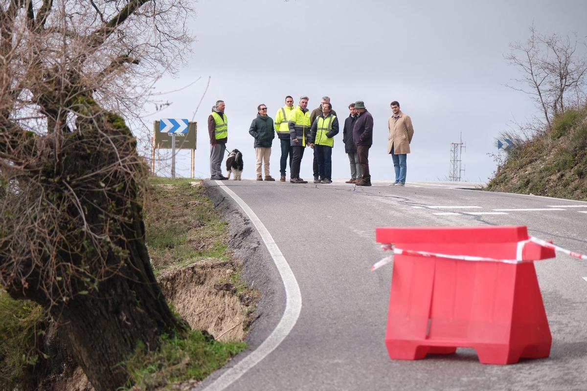 Cortada la carretera de acceso al santuario de la Virgen de la Sierra en Cabra