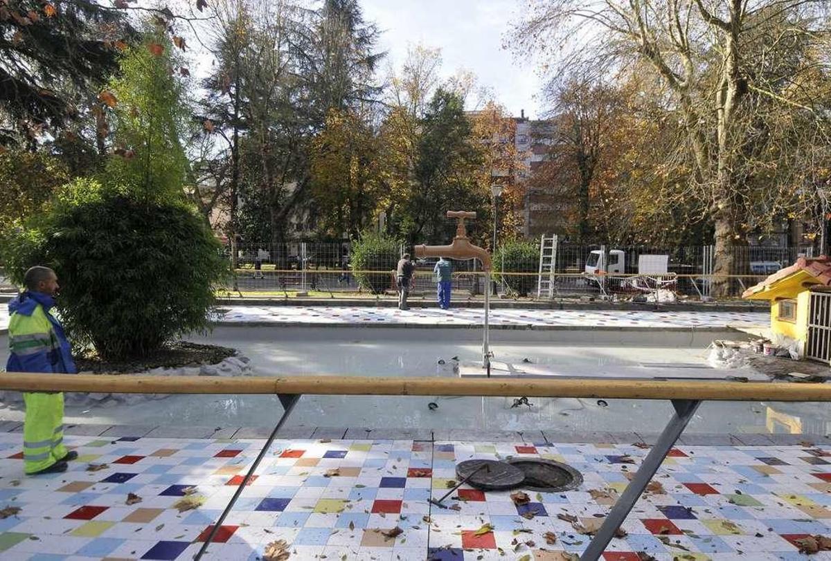 El Ayuntamiento acomete las obras de reforma del parque Dorado de Sama