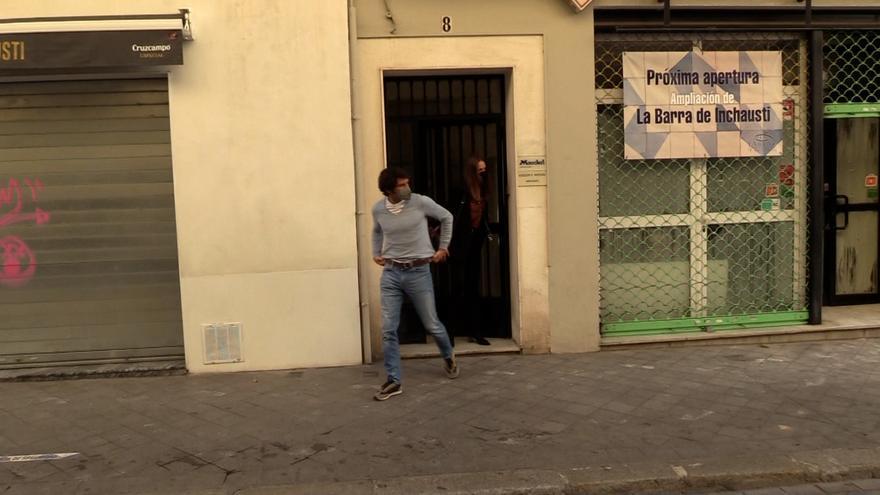 Fran y Cayetano muestran los papeles que han puesto contra las cuerdas a Isabel Pantoja