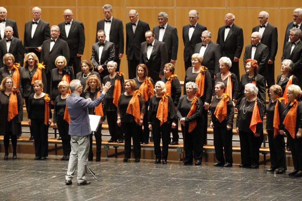 El Mar de Vigo acogió el gran día de Acopovi - Caballero recogió el premio del público