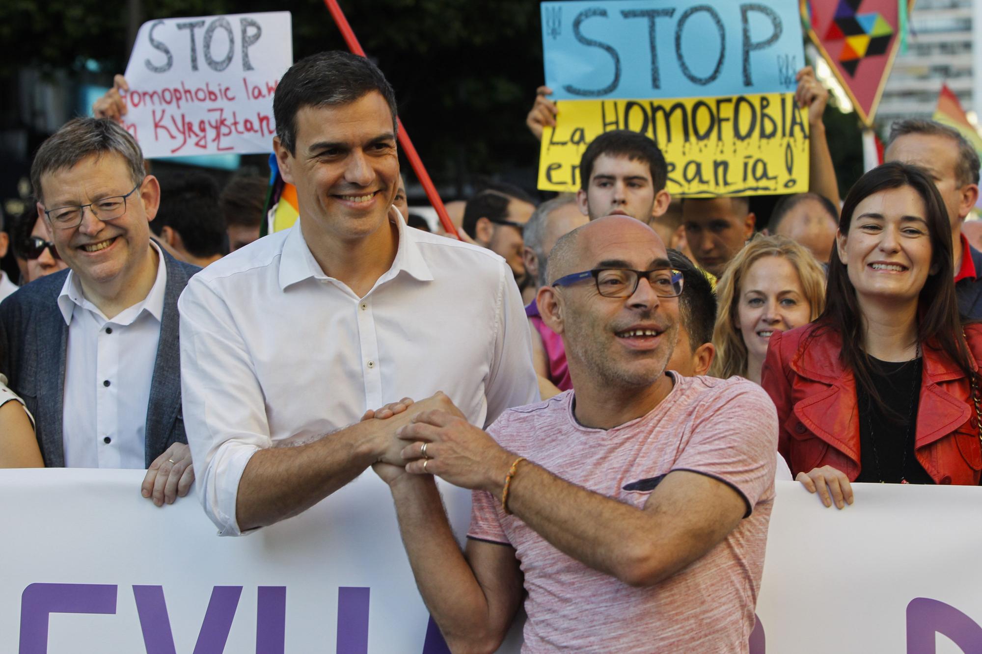 Imágenes del Orgullo de 2016, con la presencia de Pedro Sánchez