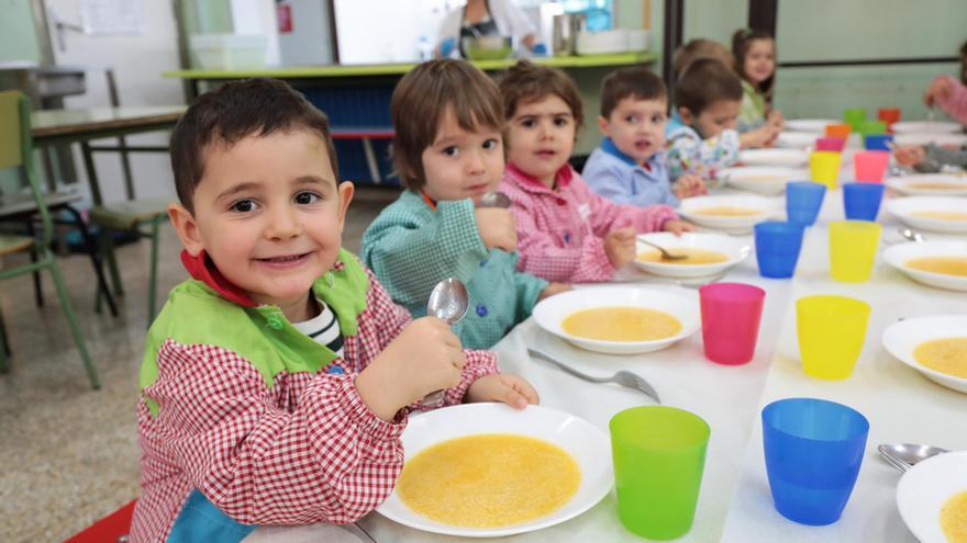 Un día en un comedor escolar: del campo a la mesa