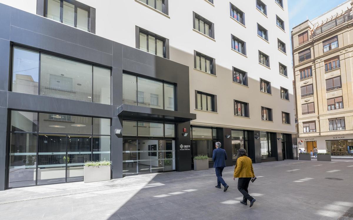 Foto de la fachada del nuevo hospital IMED Colón.