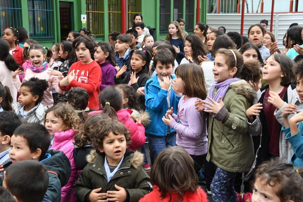 Día da Paz no colexio coruñés Raquel Camacho