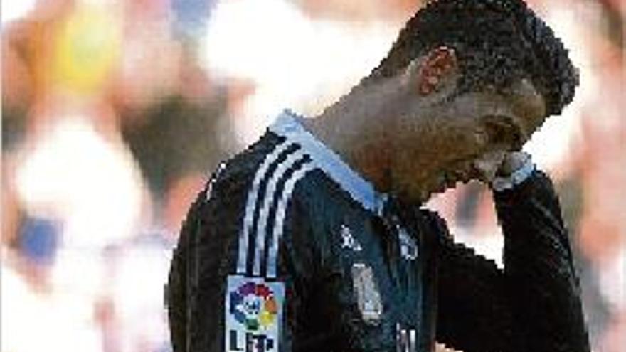 Cristiano Ronaldo es retira capcot després de ser expulsat