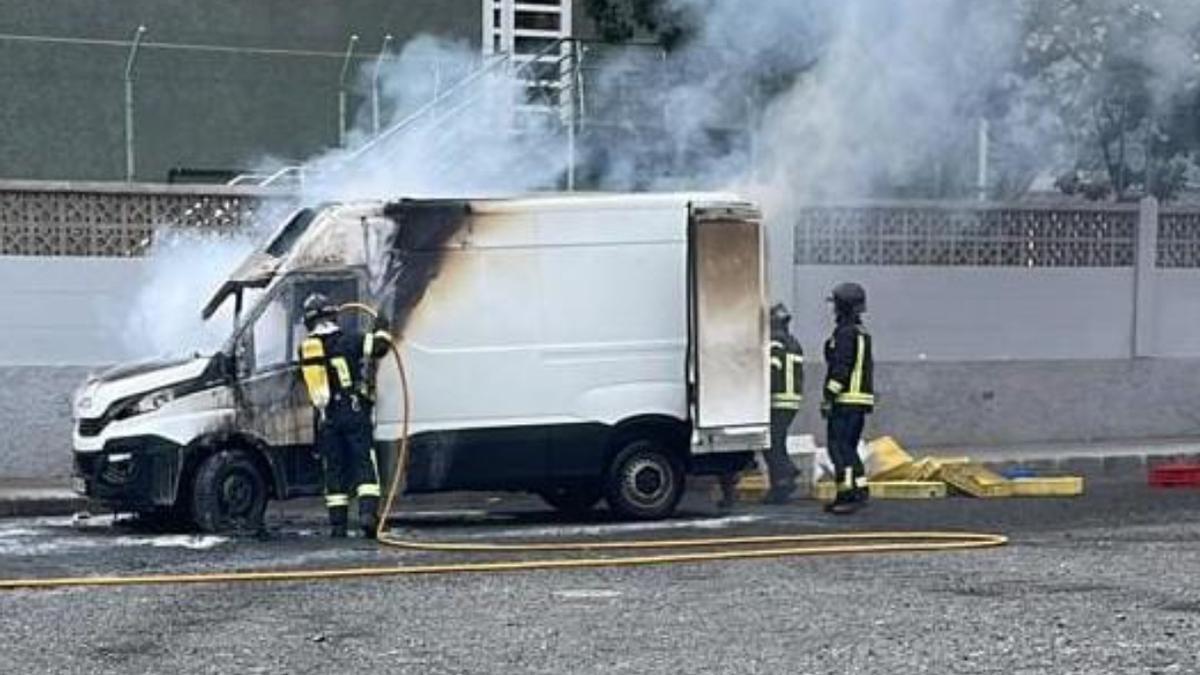 Arde un coche en Casablanca III