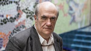 Colm Tóibín.