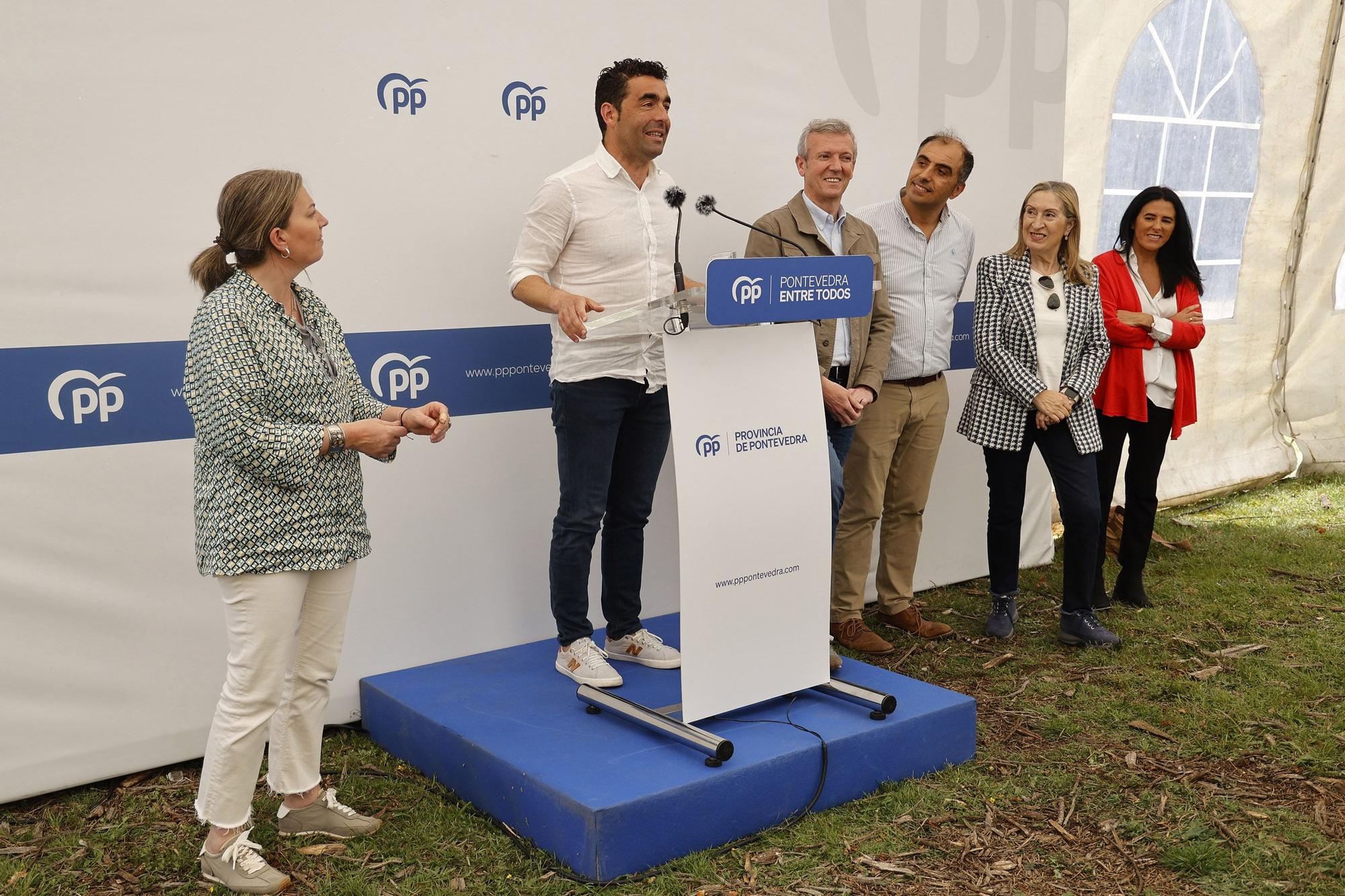 Monte Castrove acoge la tradicional romería organizada por el PP