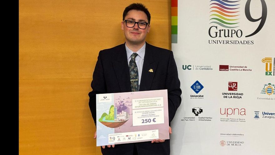 Un joven de la Universidad de Oviedo, premio en la Liga de Debate