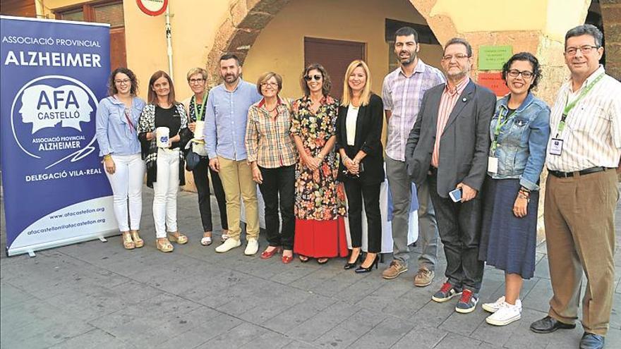 conmemoran el día del alzhéimer en la plaza de la vila