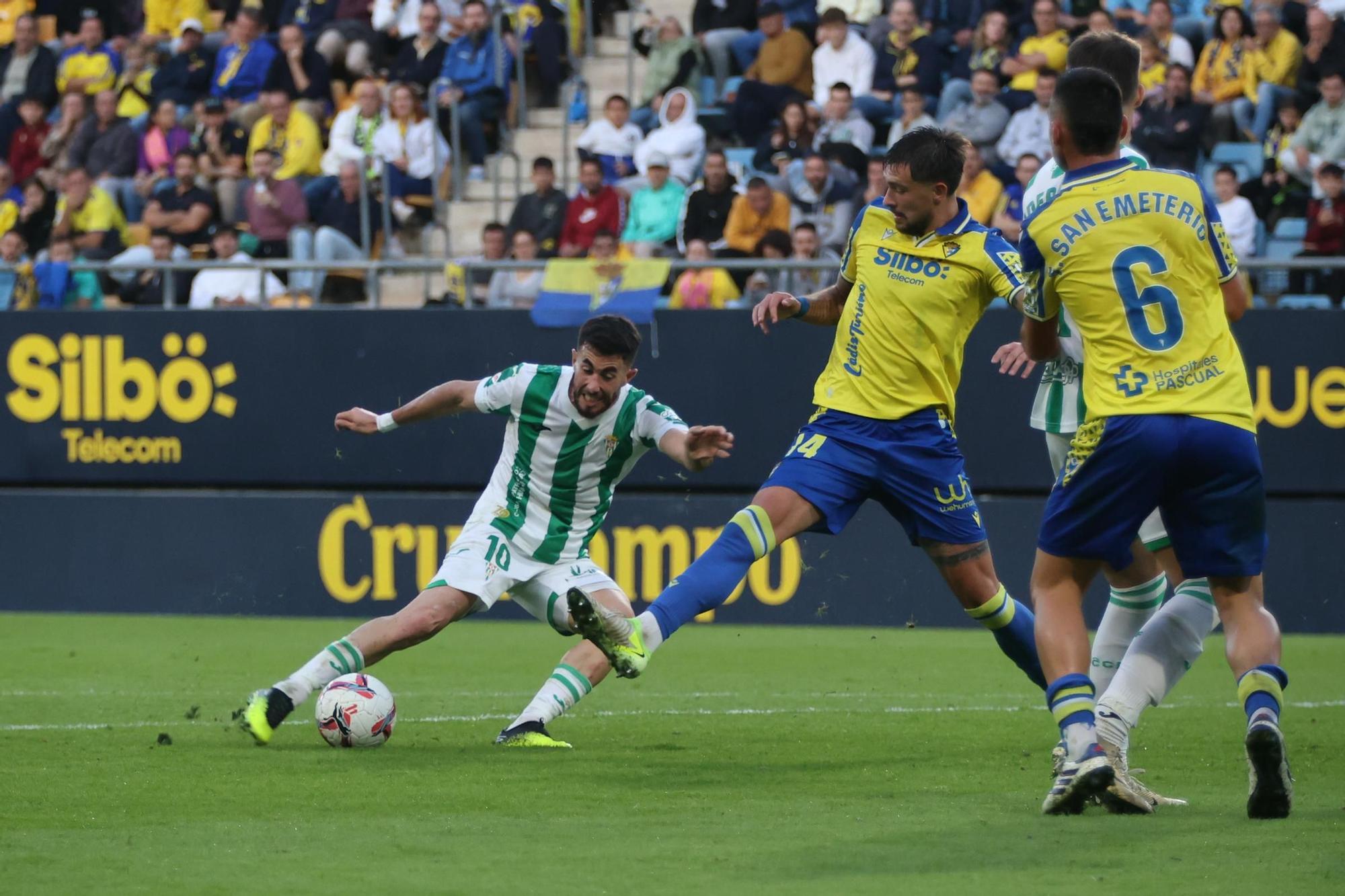 Cádiz CF-Córdoba CF | Las imágenes del partido de la Liga Hypermotion