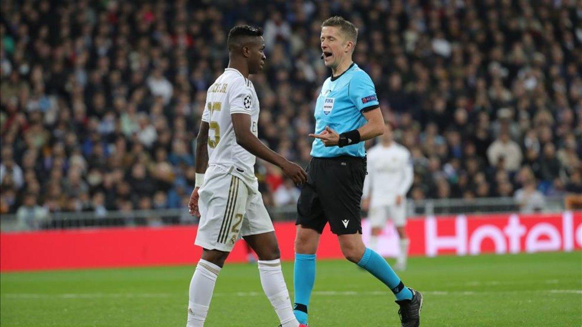 Vinicius en un lance del juego frente al Manchester City.