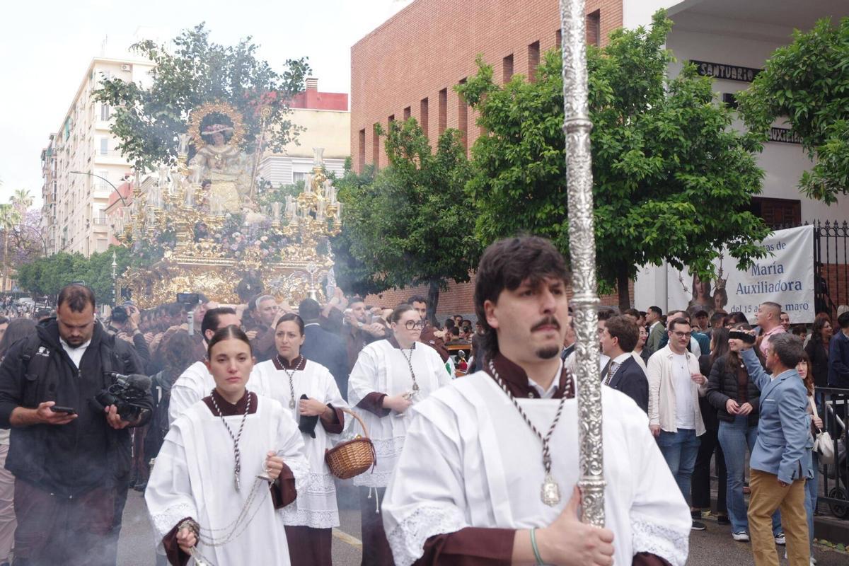 Procesión de la Divina Pastora por el barrio de Capuchinos