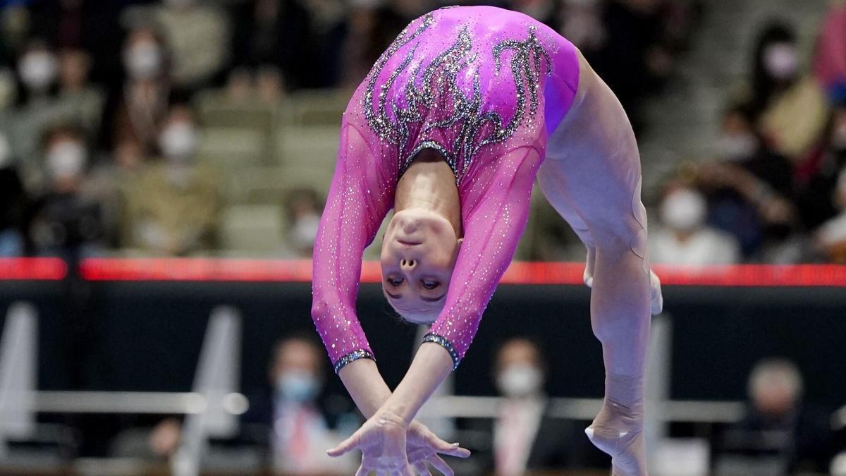 La gimnasta rusa Angelina Melnikova, en el Mundial de Japón de 2021.