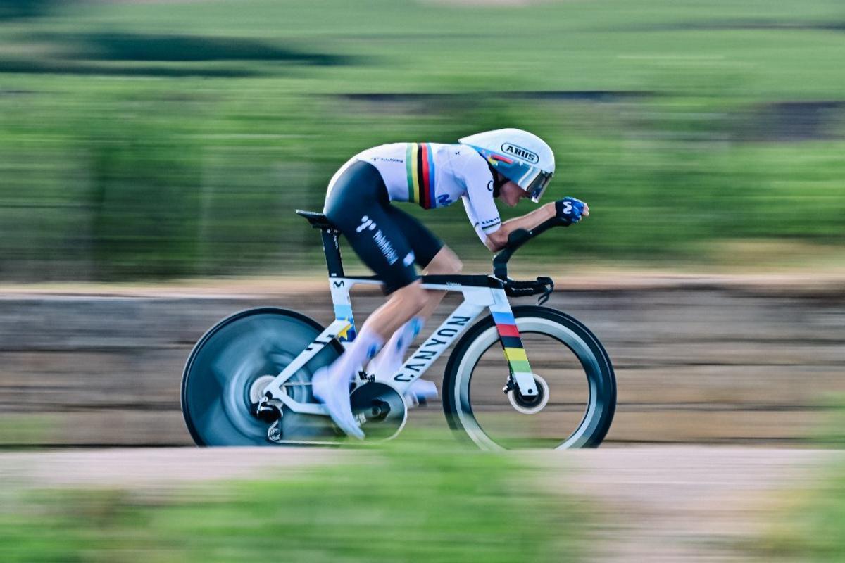 Marlen Reusser, líder del Movistar, ganadora de la etapa y líder del Tour.