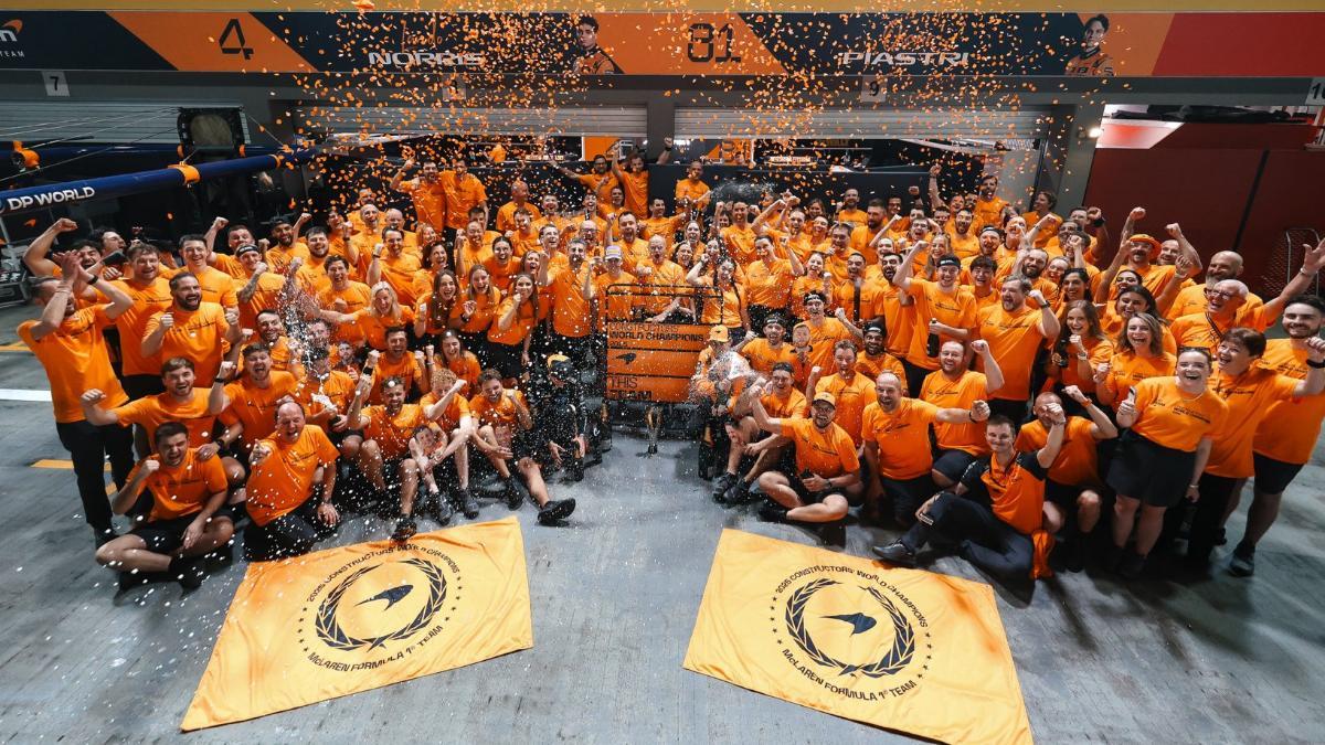 McLaren festejó su segundo título mundial de constructores consecutivo y el décimo de su historia