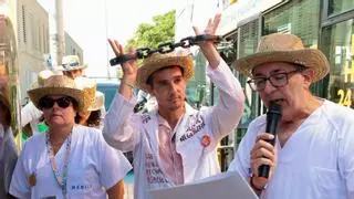 Apoyo sin fisuras de los pacientes de Alicante a los médicos: “No dan abasto, faltan profesionales y las esperas son cada vez mayores”