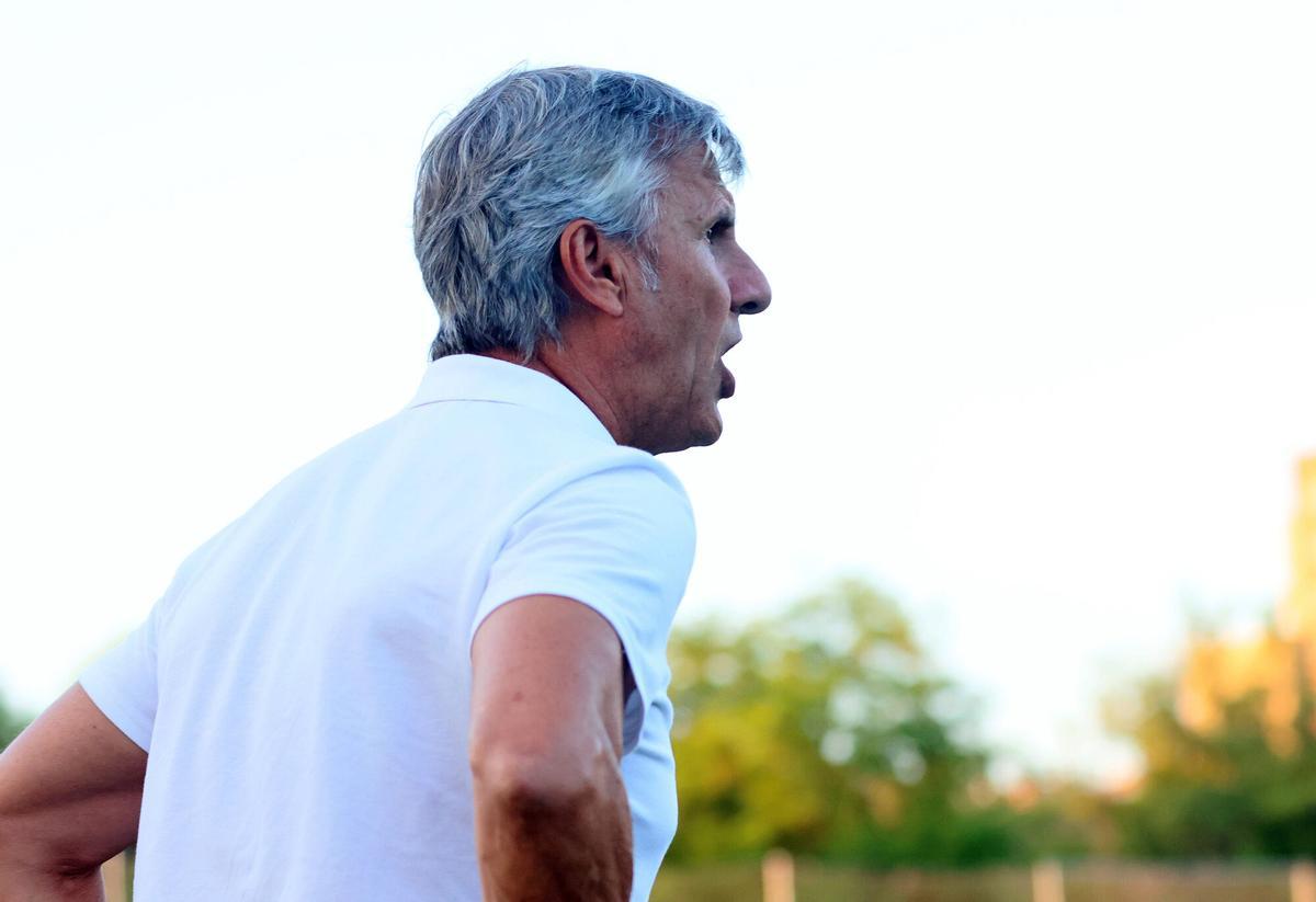 Totes les fotos del penúltim amistós del CE Manresa a l'Estadi del Congost