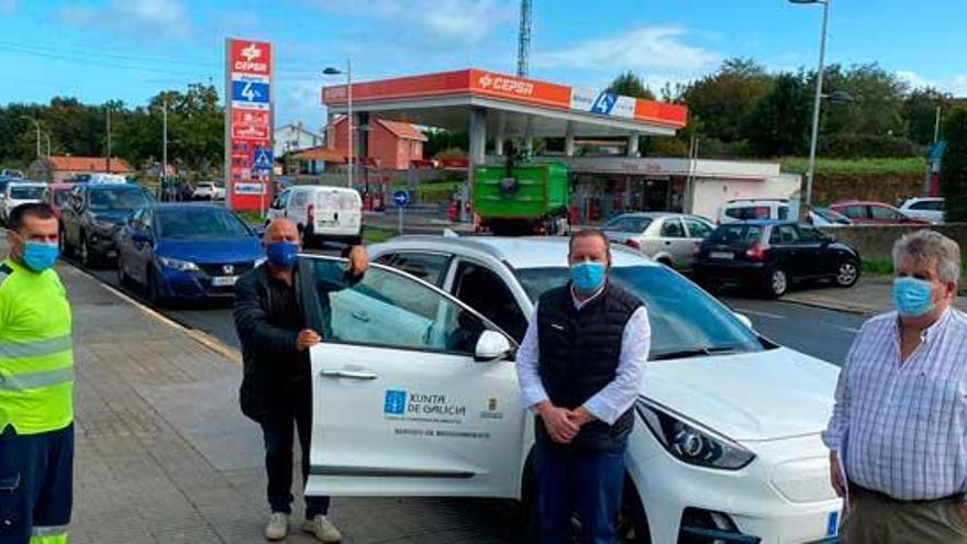 El Concello de Abegondo compra un coche eléctrico para realizar tareas de vigilancia ambiental