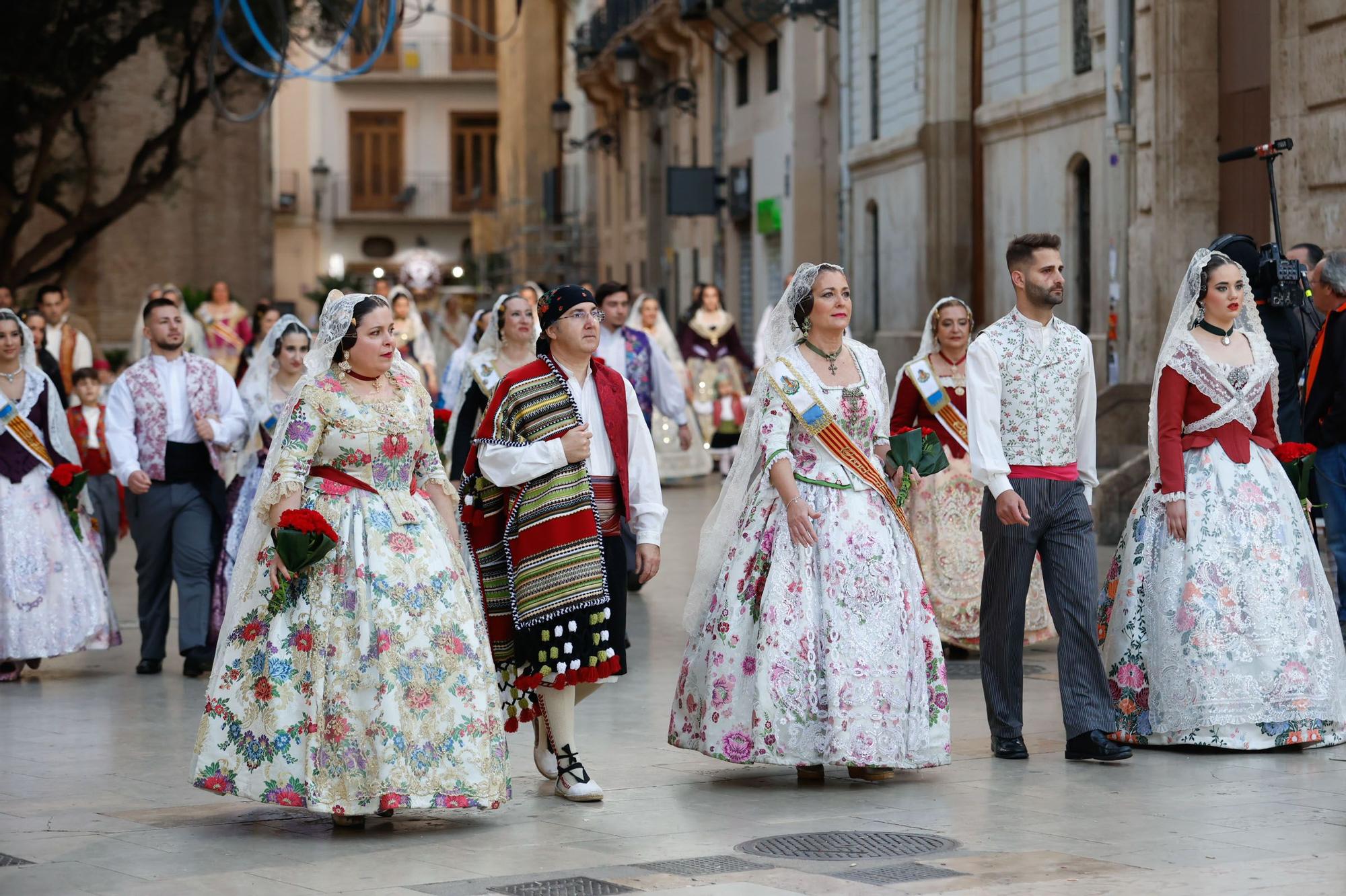 Búscate en el primer día de la Ofrenda en la calle San Vicente entre las 18:00 y las 19:00