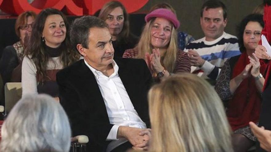 Zapatero: &quot;No se puede ser socialista sin ser feminista&quot;