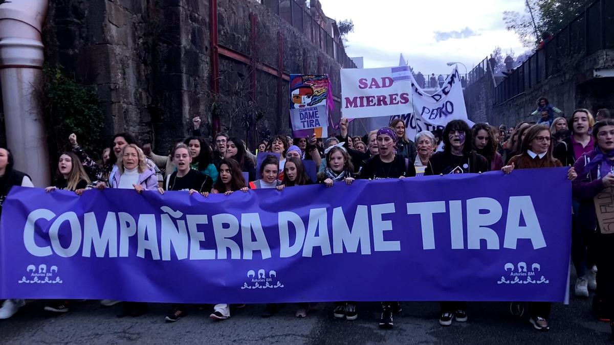 Manifestación del 8M en Mieres