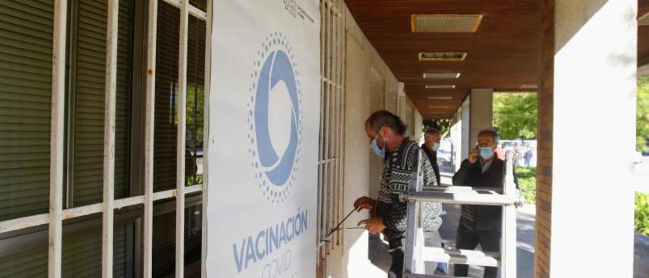 El edificio de la antigua Comandancia de Marina se estrena hoy como centro de vacunación COVID para O Salnés.