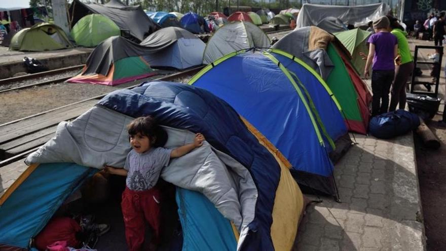 España recibirá a 87 refugiados procedentes de Grecia en cuanto Atenas confirme la fecha del traslado