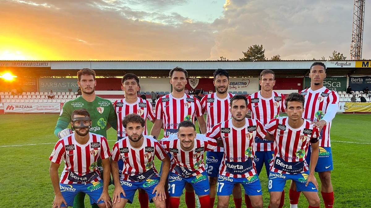 Once inicial del Barbastro contra el Calahorra.