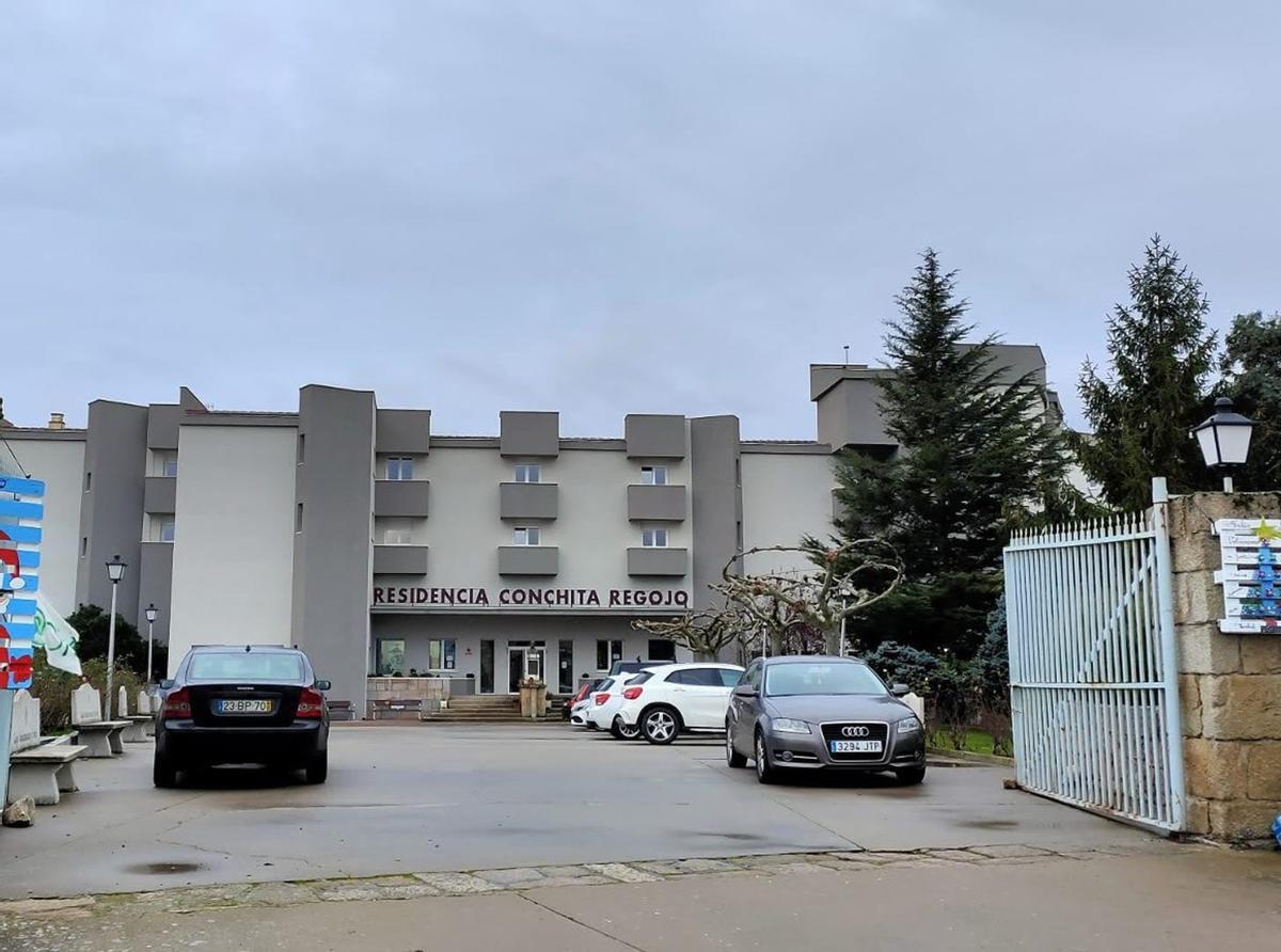 Residencia Conchita Regojo de Fermoselle, una de las afectadas por el intento de estafa.  | LOZ