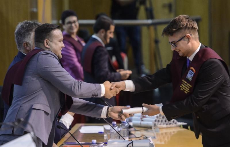 25/05/2018 LAS PALMAS DE GRAN CANARIA. Graduación Colegio Arenas en el Paraninfo de la ULPGC.  FOTO: J. PÉREZ CURBELO  | 25/05/2018 | Fotógrafo: José Pérez Curbelo