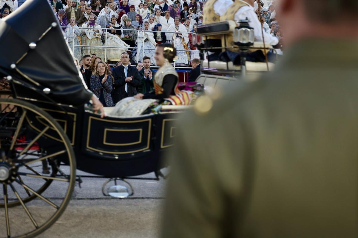 Homenaje de las Fuerzas Armadas y Guardia Civil a las Fallas de València de 2024