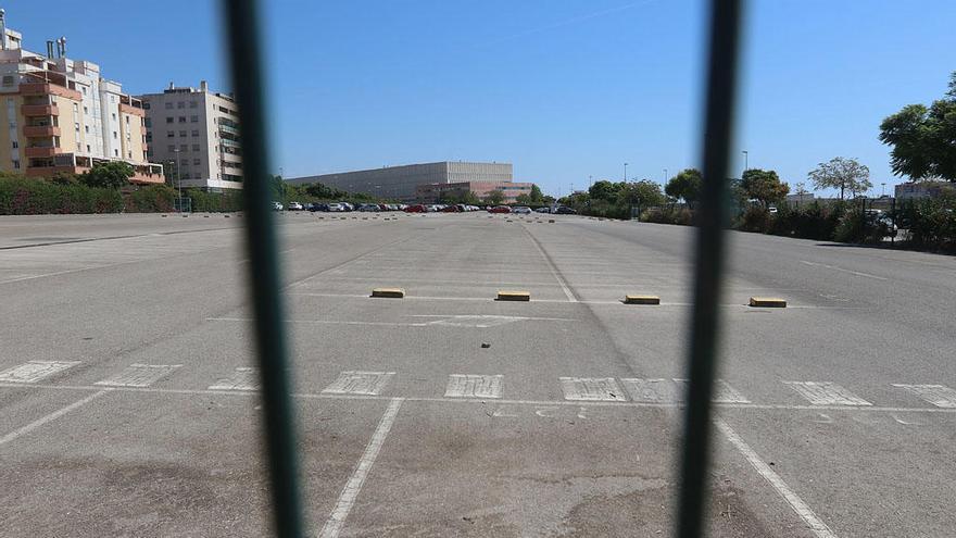 Imagen del parking de la Ciudad de la Justicia vacío.