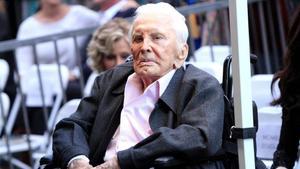 El actor estadounidense Kirk Douglas, en una de sus últimas apariciones públicas, el 6 de noviembre del 2018.