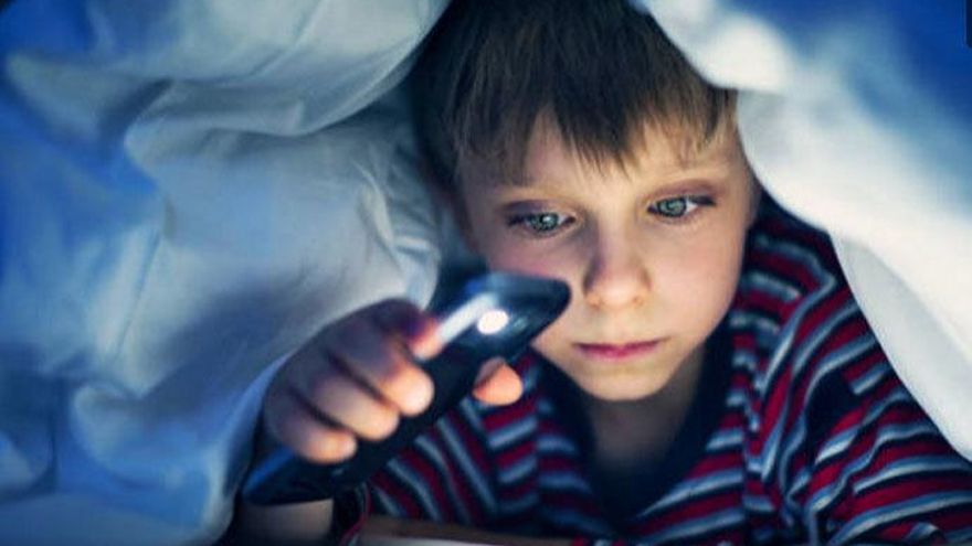 Diez Motivos Para Prohibir El Móvil A Los Niños Menores De 12 Años Información<script async src=