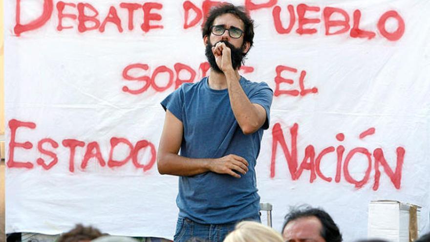 Puerta del Sol Els indignats celebren un Debat Popular de Política General