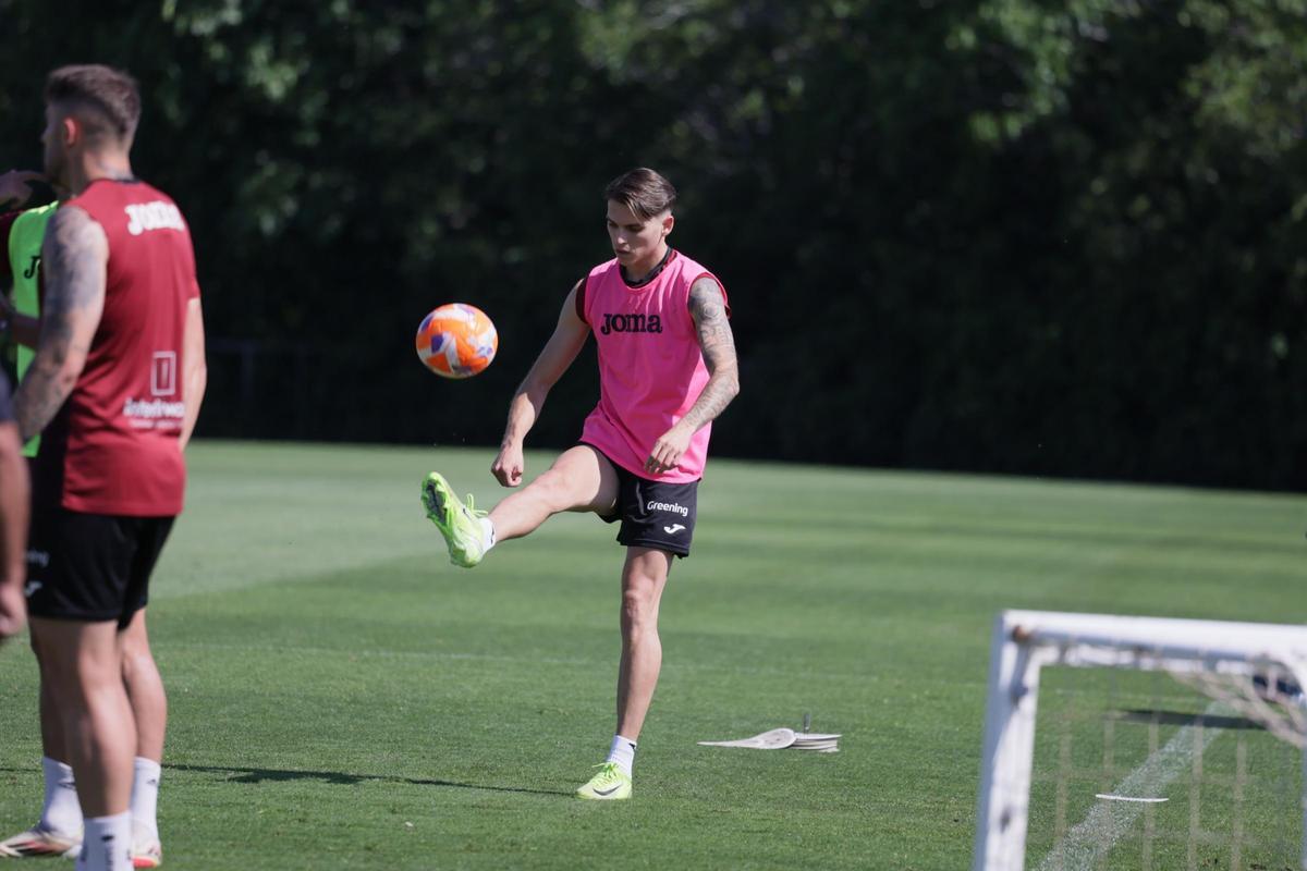 Álex Sala, durante la sesión de trabajo de este lunes en la Ciudad Deportiva.