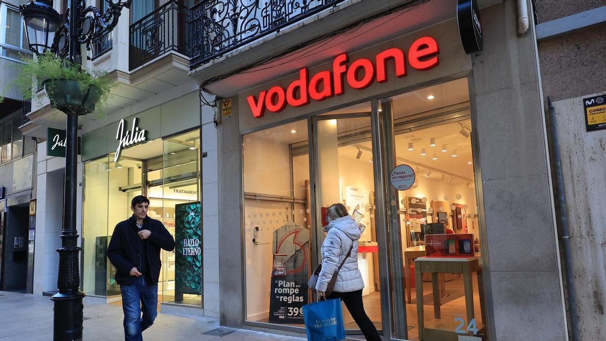 Movimientos en el comercio de Castelló por el traslado de una marca destacada en el centro