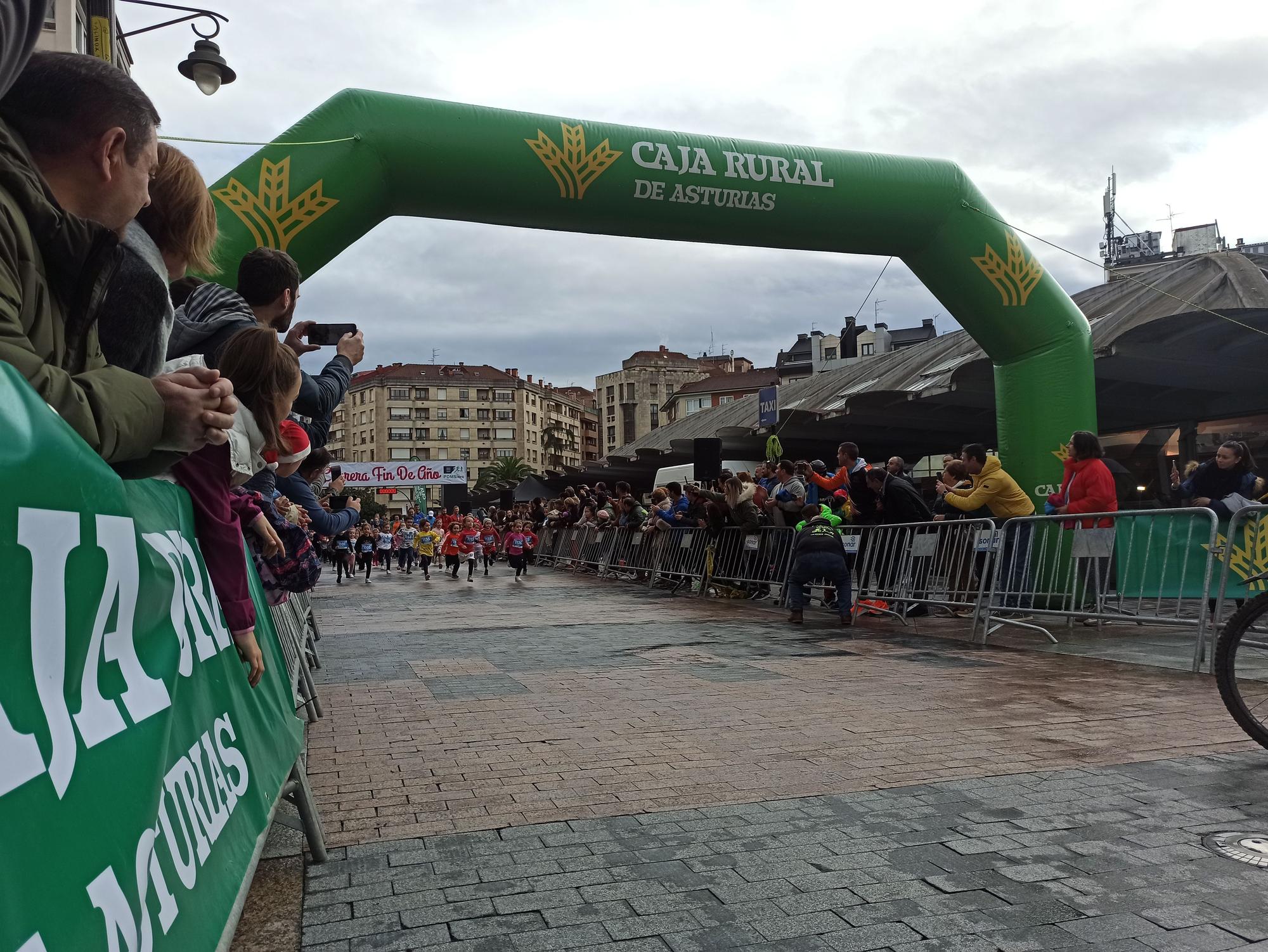 Casi 1.500 participantes disputan la carrera de Fin de Año de Pola de Siero