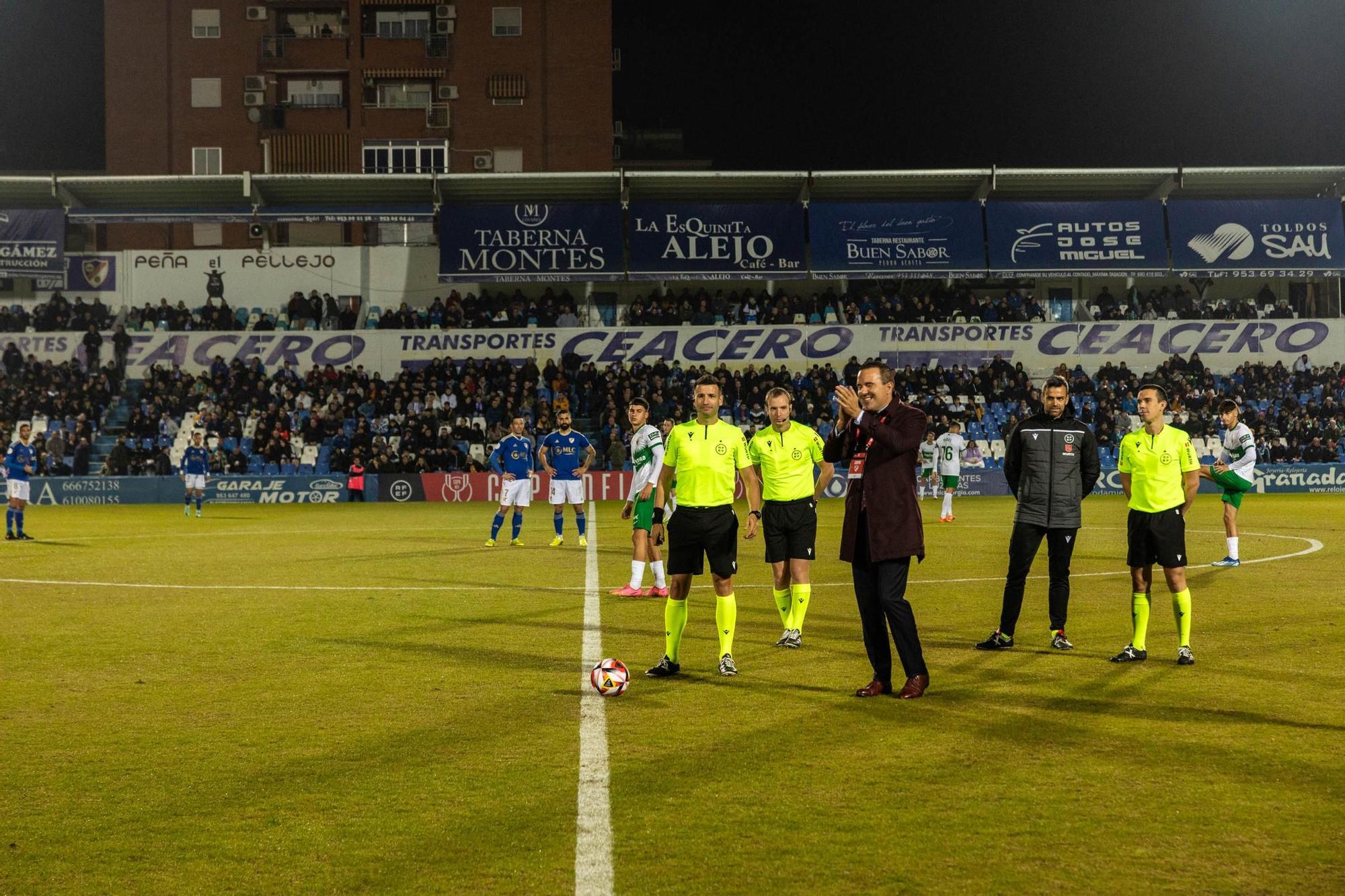 Linares - Elche: las imágenes del partido